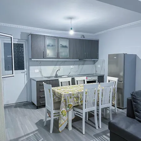 Apartment Lindja Djellit
